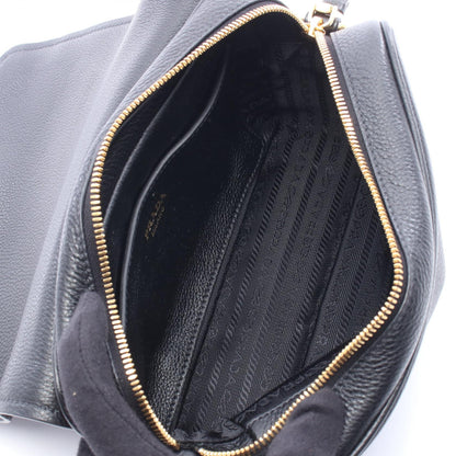 プラダ VITELLO PHENIX レザーショルダーバッグ