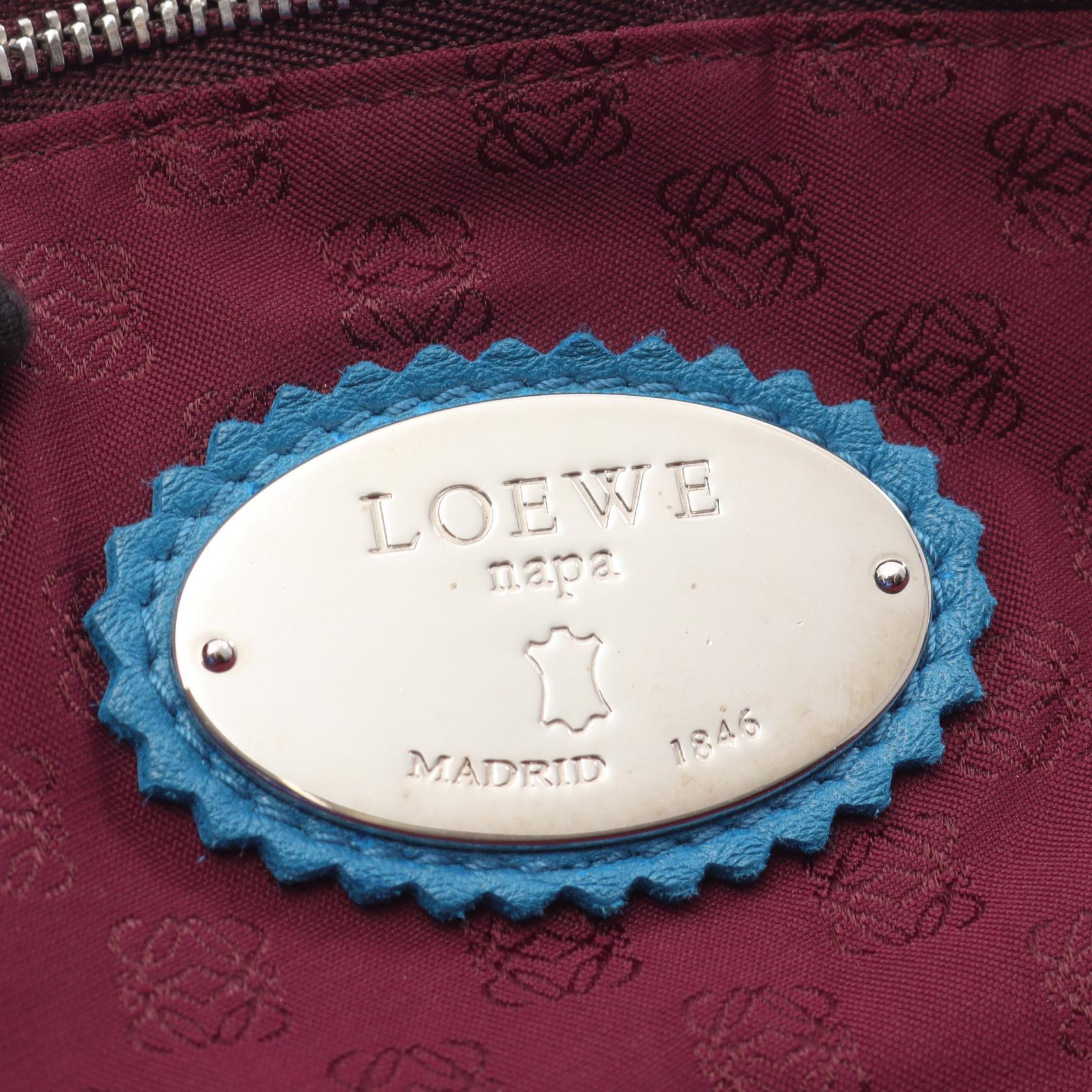 ロエベ ナッパアイレ レザーハンドバッグ