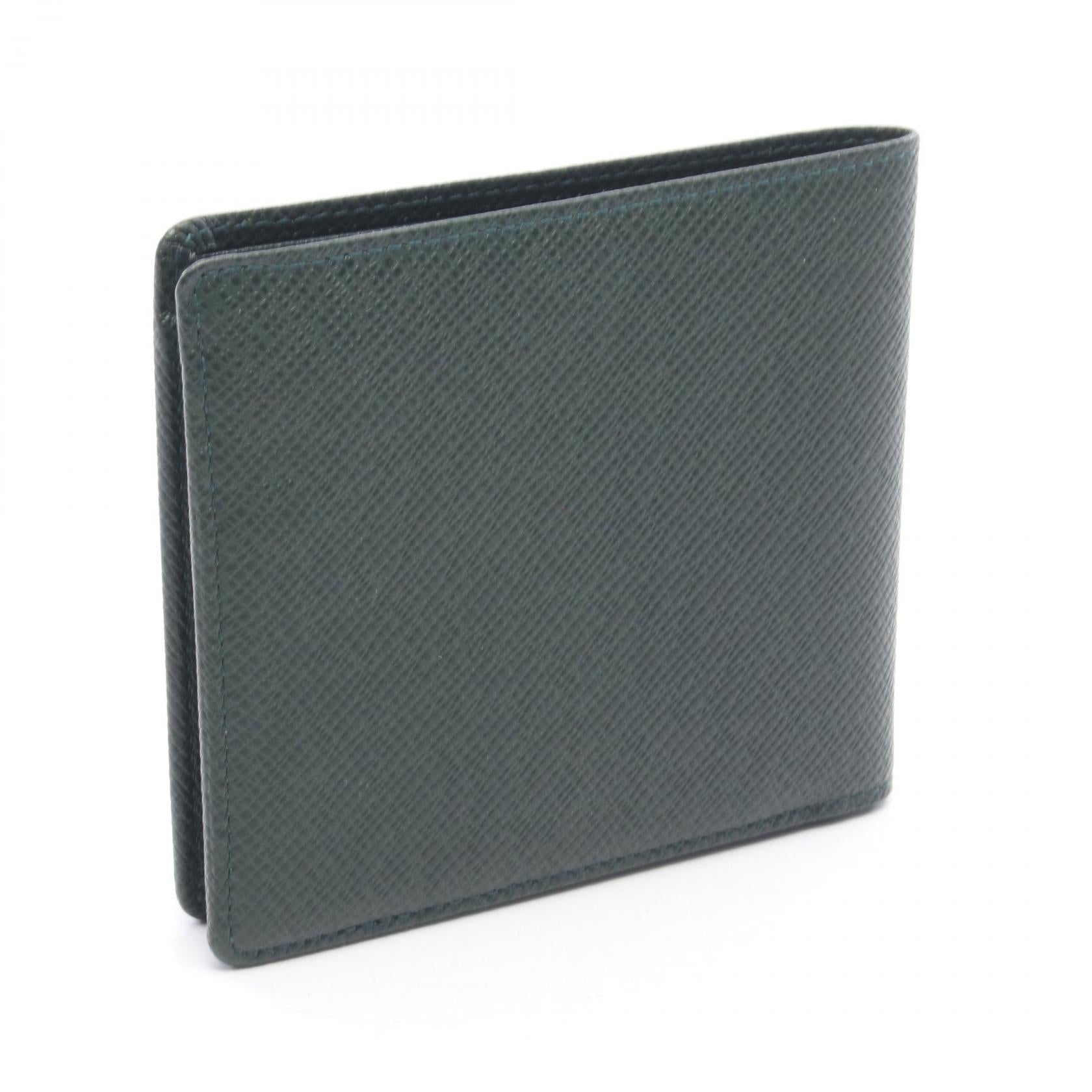 ルイヴィトン ポルトビエカルトクレディ タイガ レザー財布
