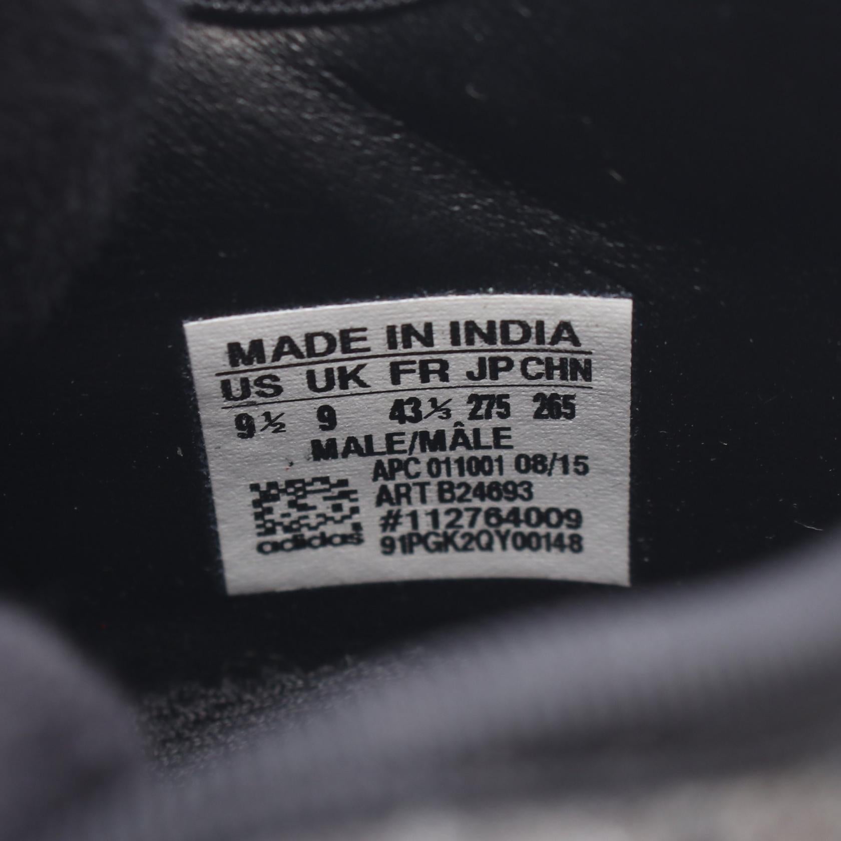 アディダス TUBULAR MOC RUNNER スニーカー