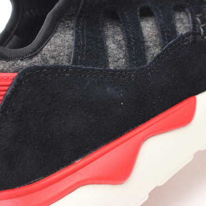 アディダス TUBULAR MOC RUNNER スニーカー