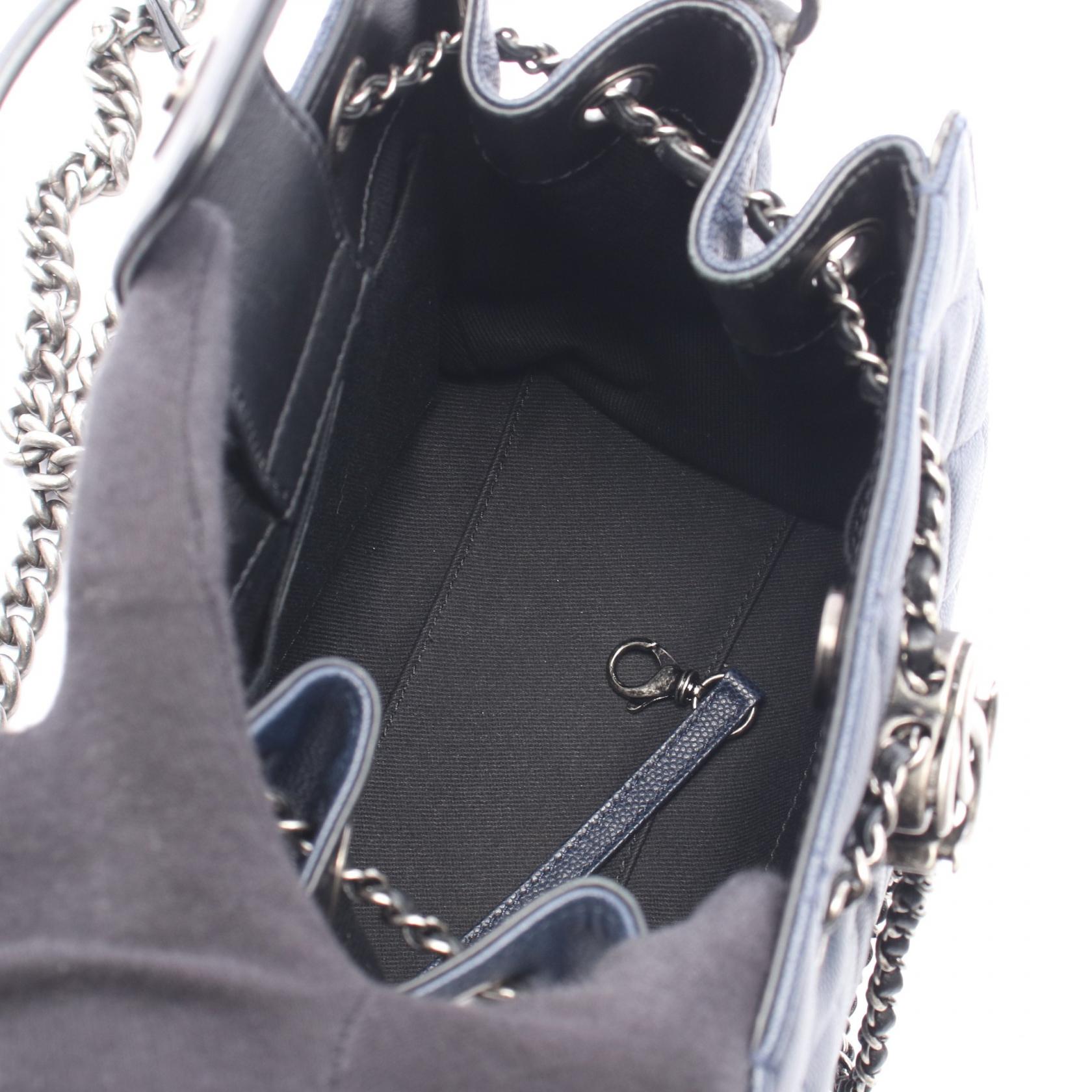シャネル CCバケット マトラッセ グレインドカーフ 2WAYバッグ