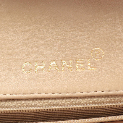 シャネル Vステッチ ラムスキン ショルダーバッグ