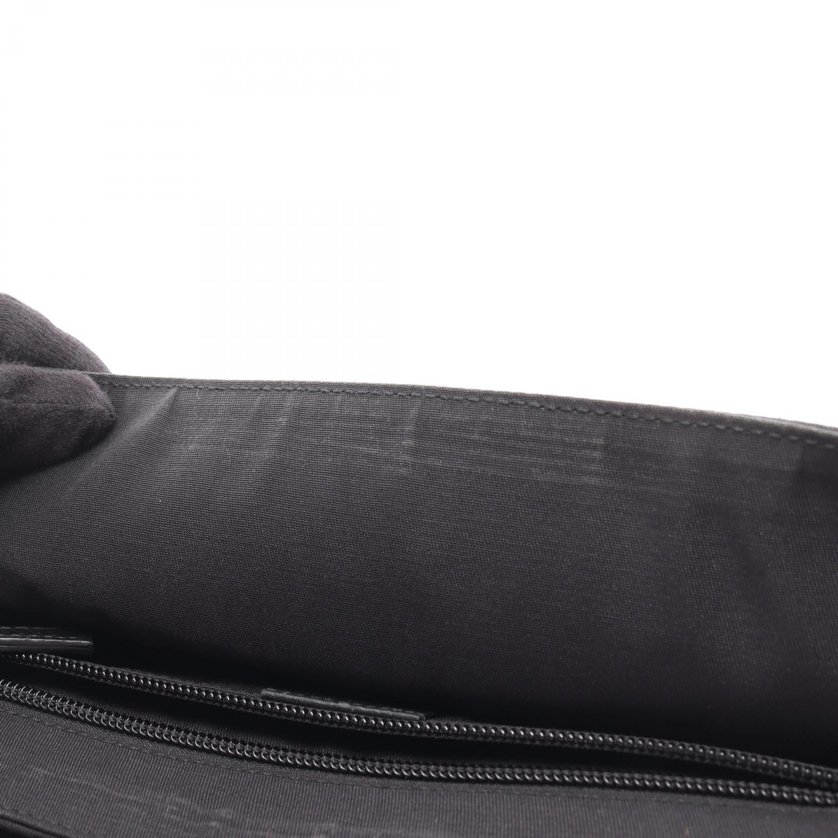グッチ GGナイロンレザーウエストバッグ