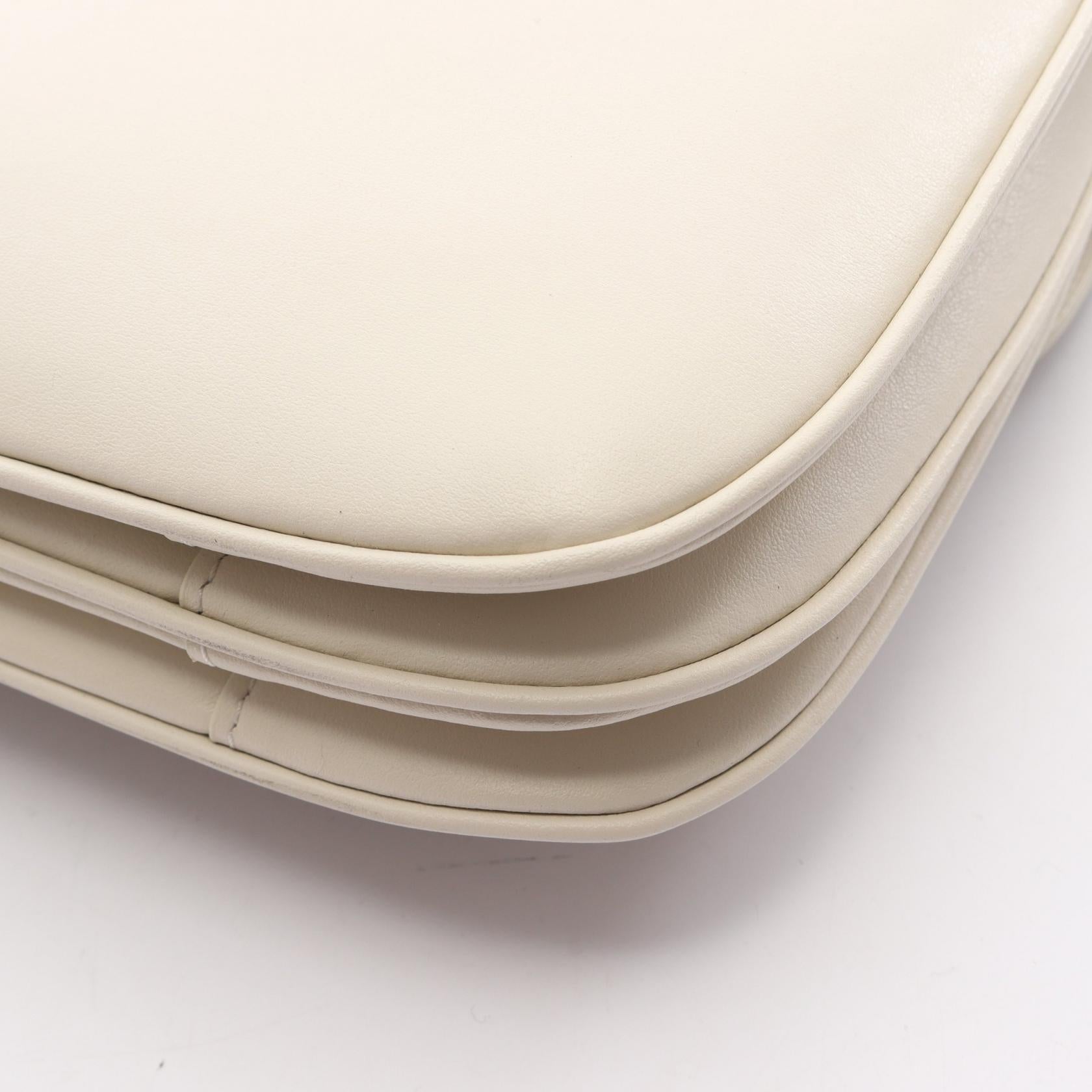 セリーヌ Medium Tabou レザーショルダーバッグ