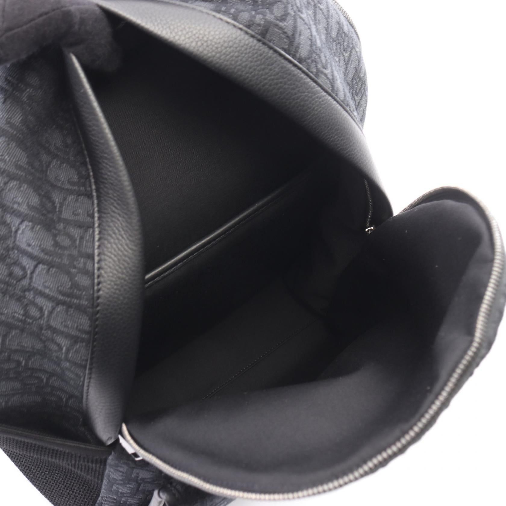 ディオール DIOR 8 オブリーク キャンバス レザー バックパック