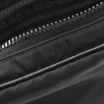 プラダ Re-Nylon ナイロン サフィアーノレザーショルダーバッグ