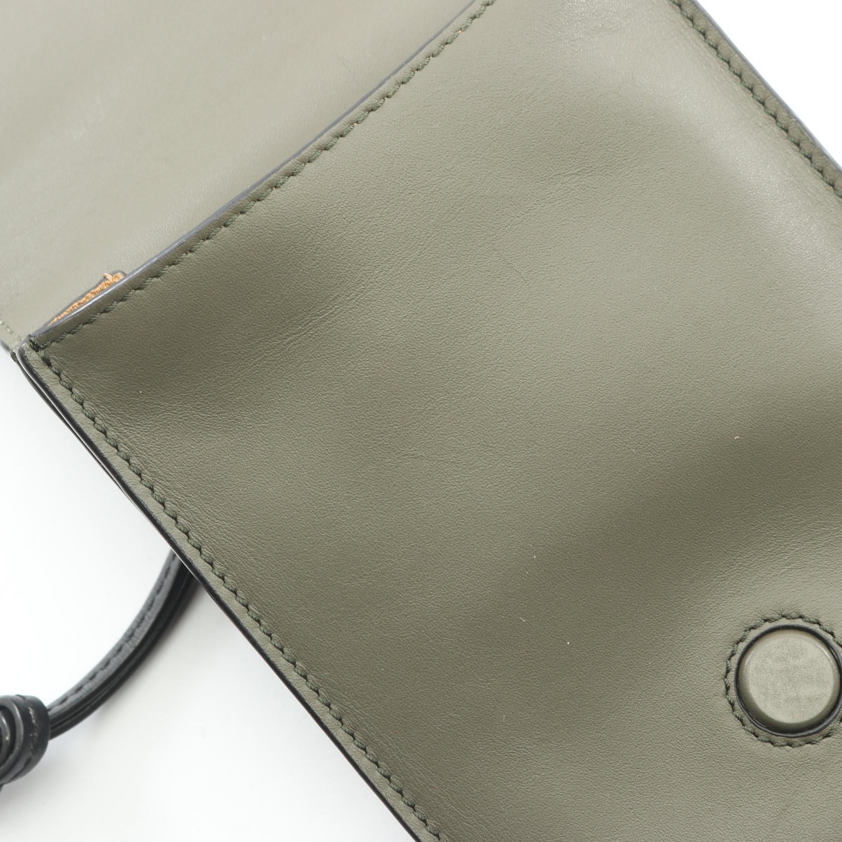 ロエベ GUSSET FLAT CROSSBODY レザーショルダーバッグ