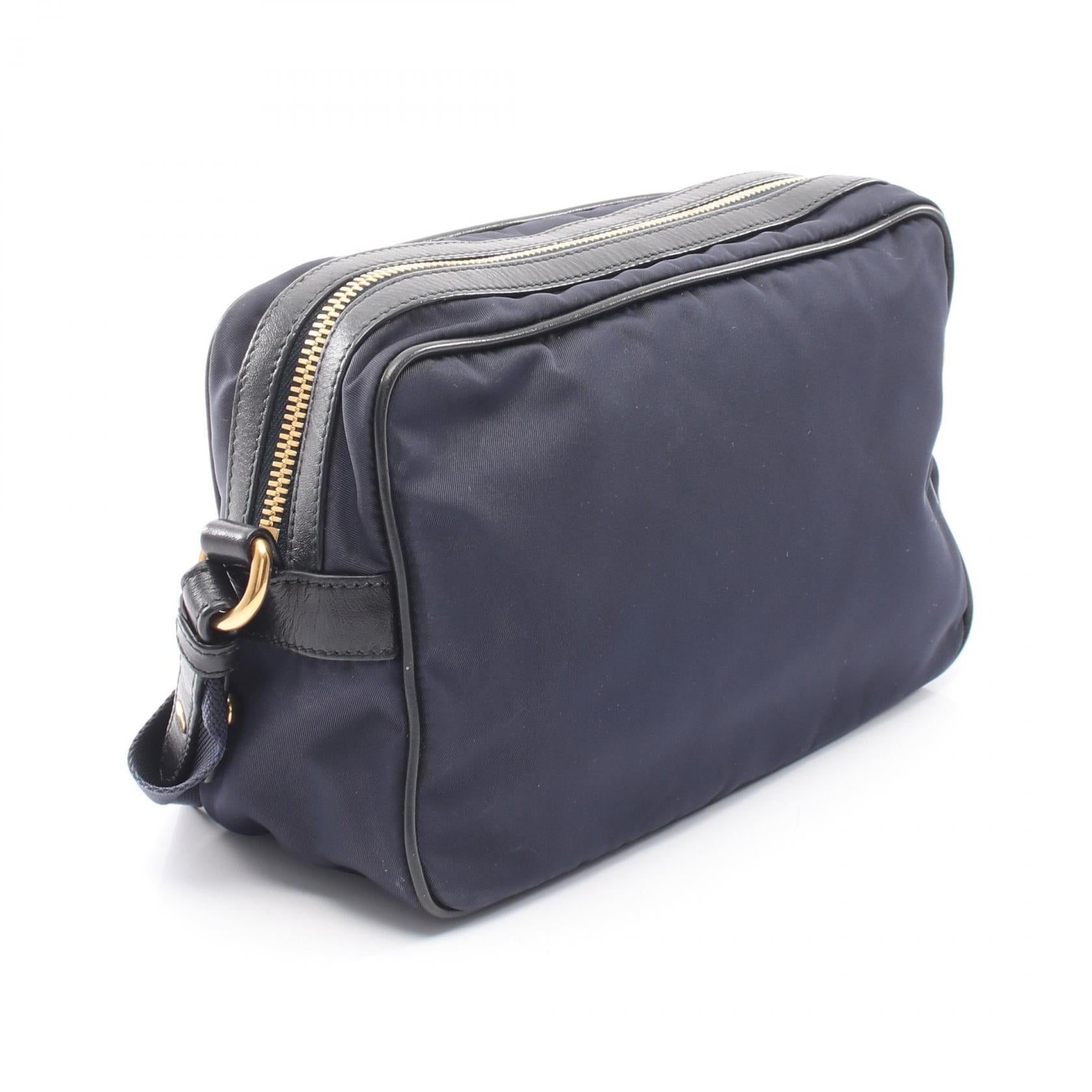 プラダ TESSUTO SOFT CALF ナイロンレザーショルダーバッグ