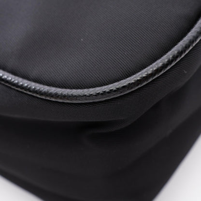 プラダ TESSUTO SAFFIANO Re-Edition 2005 Re-Nylon ハンドバッグ