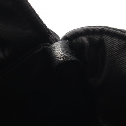 プラダ Re-Nylon パデット ハンドバッグ
