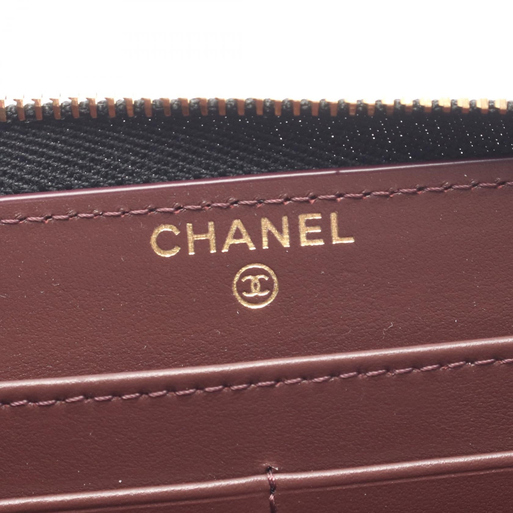 シャネル クラシックロングジップウォレット レザー長財布