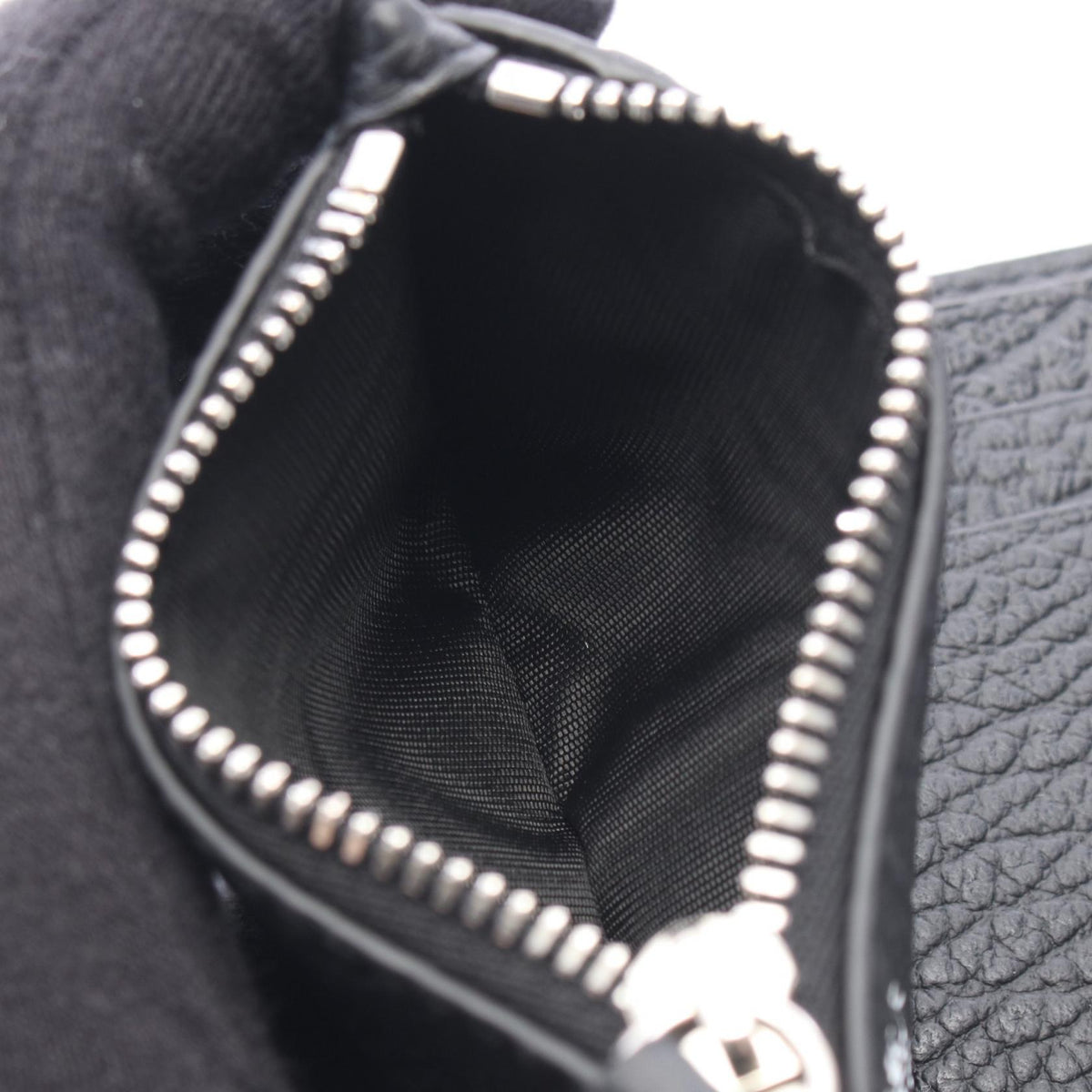 メゾンマルジェラ レザー三つ折り財布