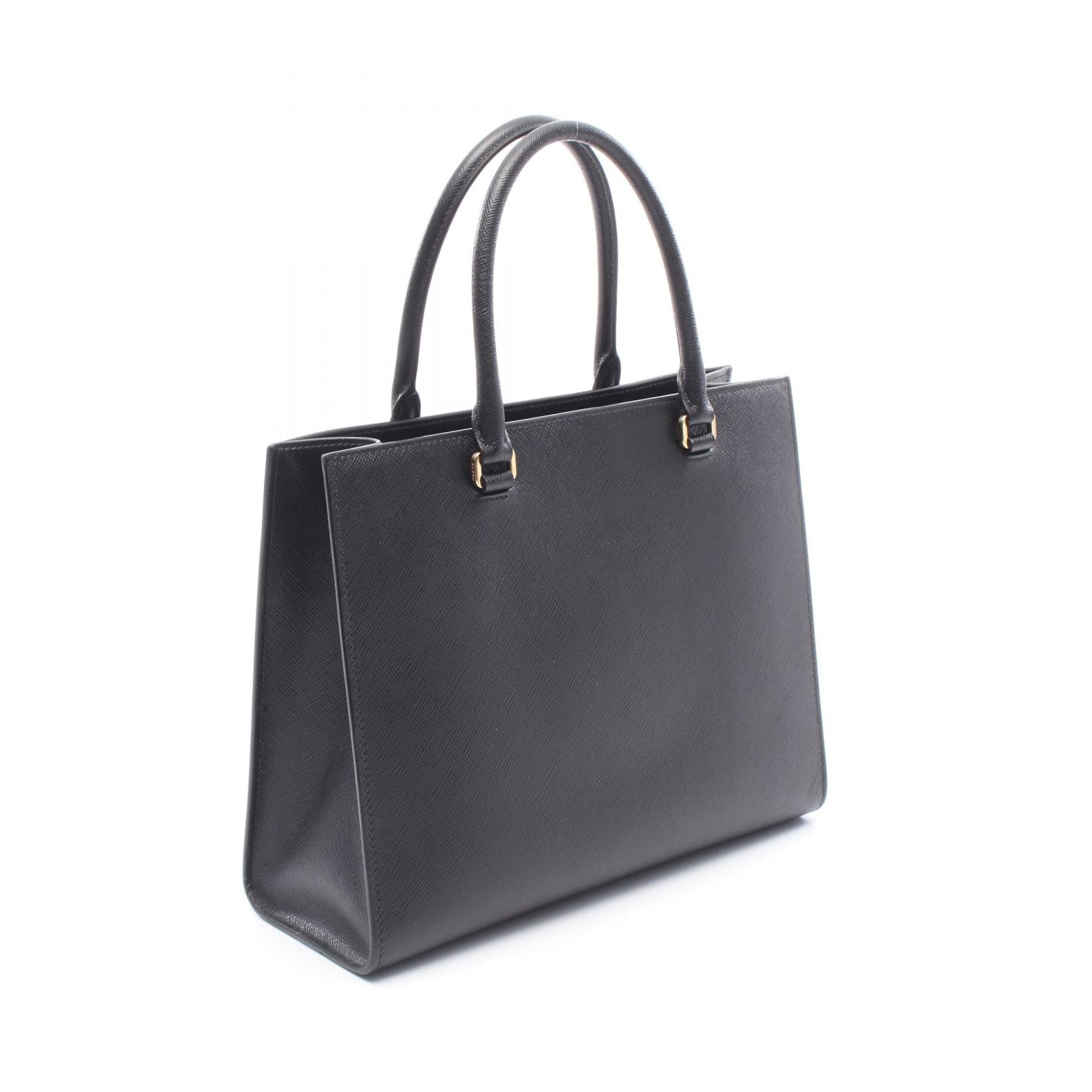 プラダ SAFFIANO LUX レザー2WAYハンドバッグ