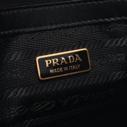 プラダ SAFFIANO LUX レザー2WAYハンドバッグ