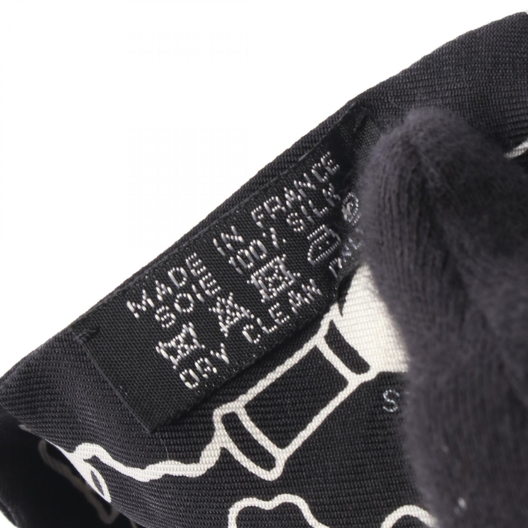 エルメス Les Flacons Bandana シルクスカーフ
