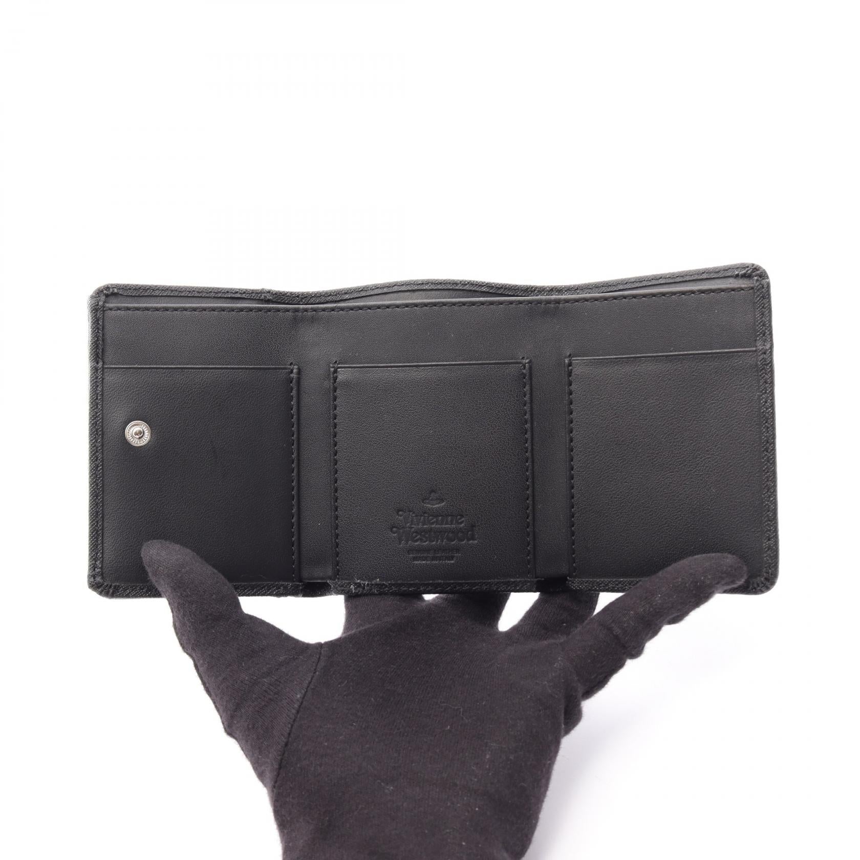 ヴィヴィアンウエストウッド レザー三つ折り財布