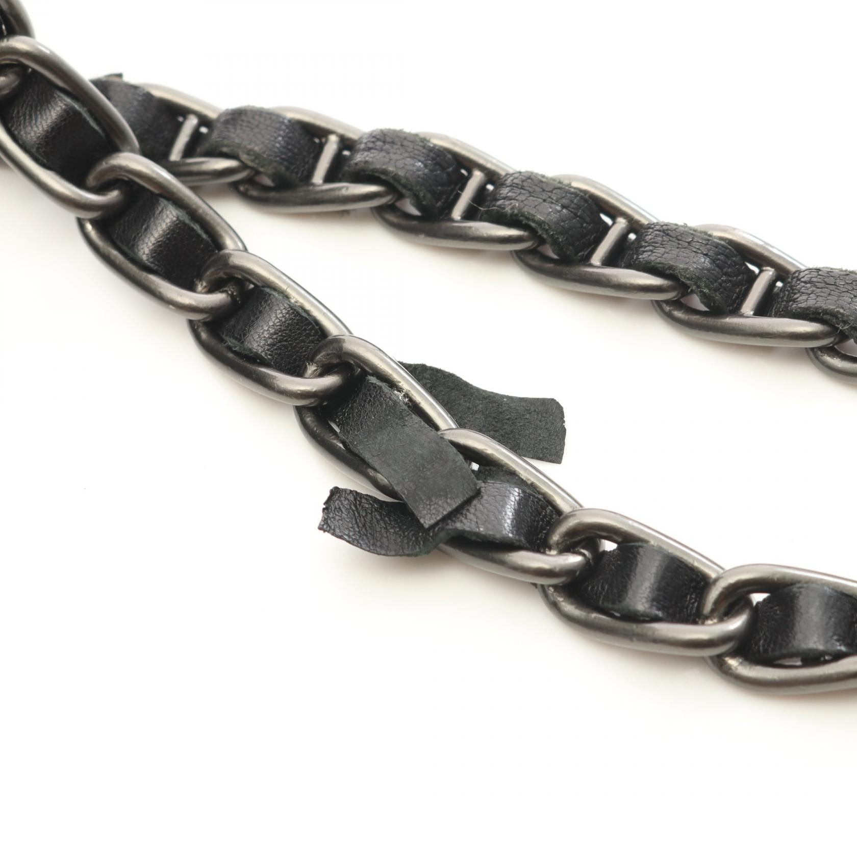 プラダ NAPPA ANTIQUE レザーショルダーバッグ