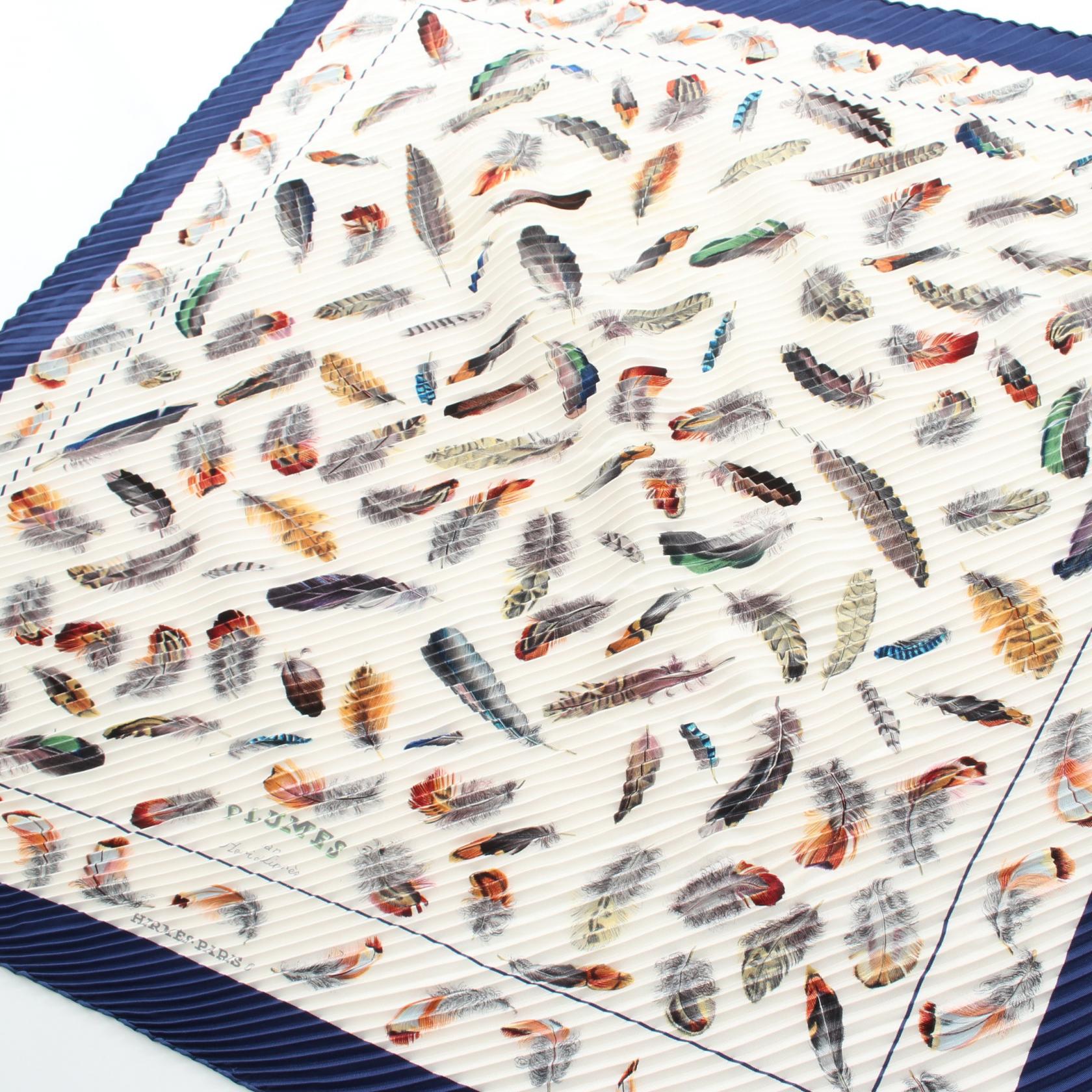 エルメス カレプリセ PLUMES シルクスカーフ