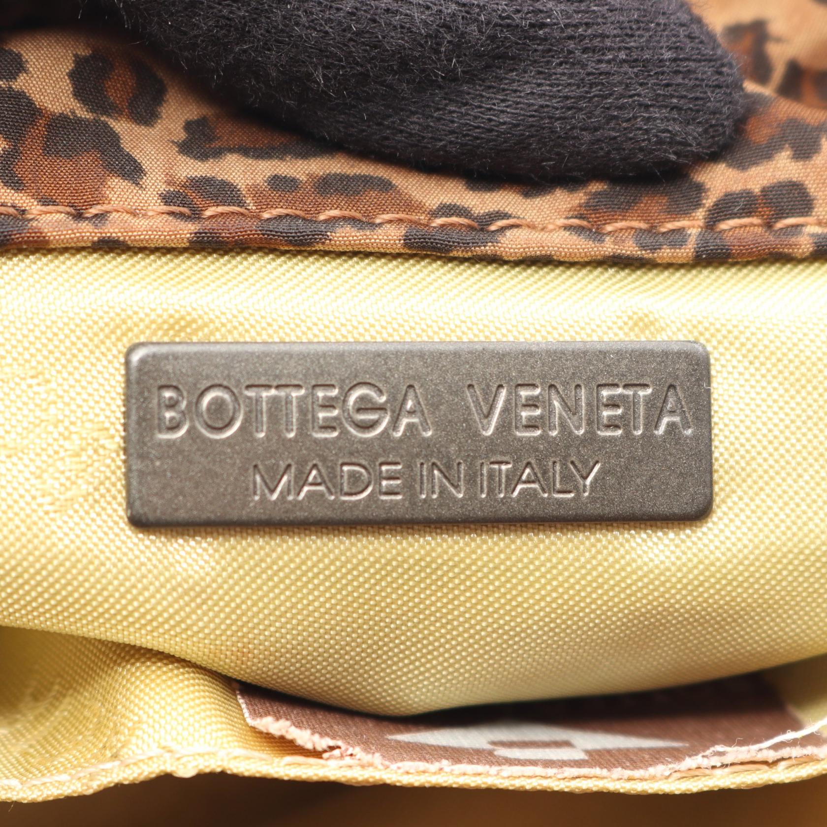ボッテガヴェネタ レオパード ナイロンレザーショルダーバッグ