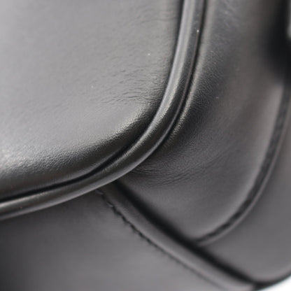 ミュウミュウ SAFTY PADDED レザーショルダーバッグ