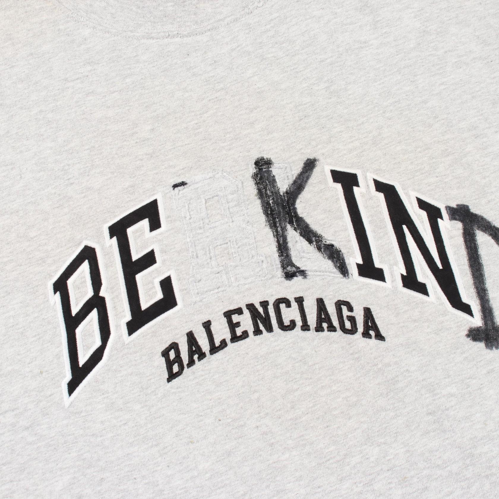 バレンシアガ Be Kind Tee コットン長袖トップス