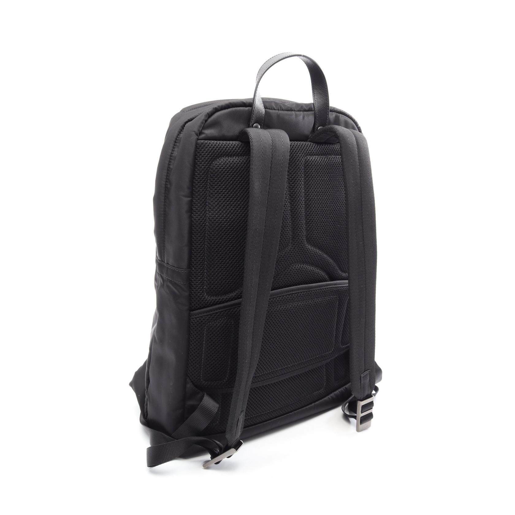 プラダ Re-Nylon ナイロン サフィアーノレザーリュックサック
