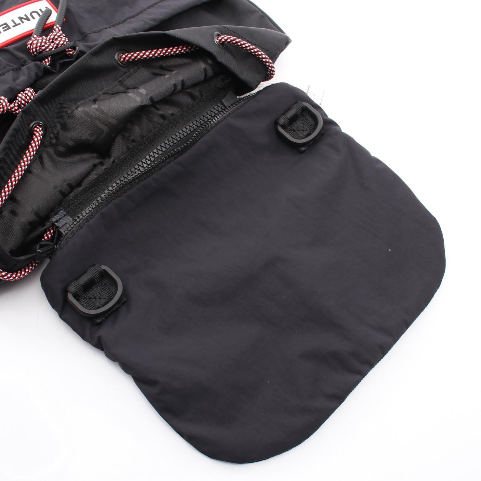 ハンター TRAVEL MULTI FUNCTION PACKABLE BACKPACK ナイロンリュックサック