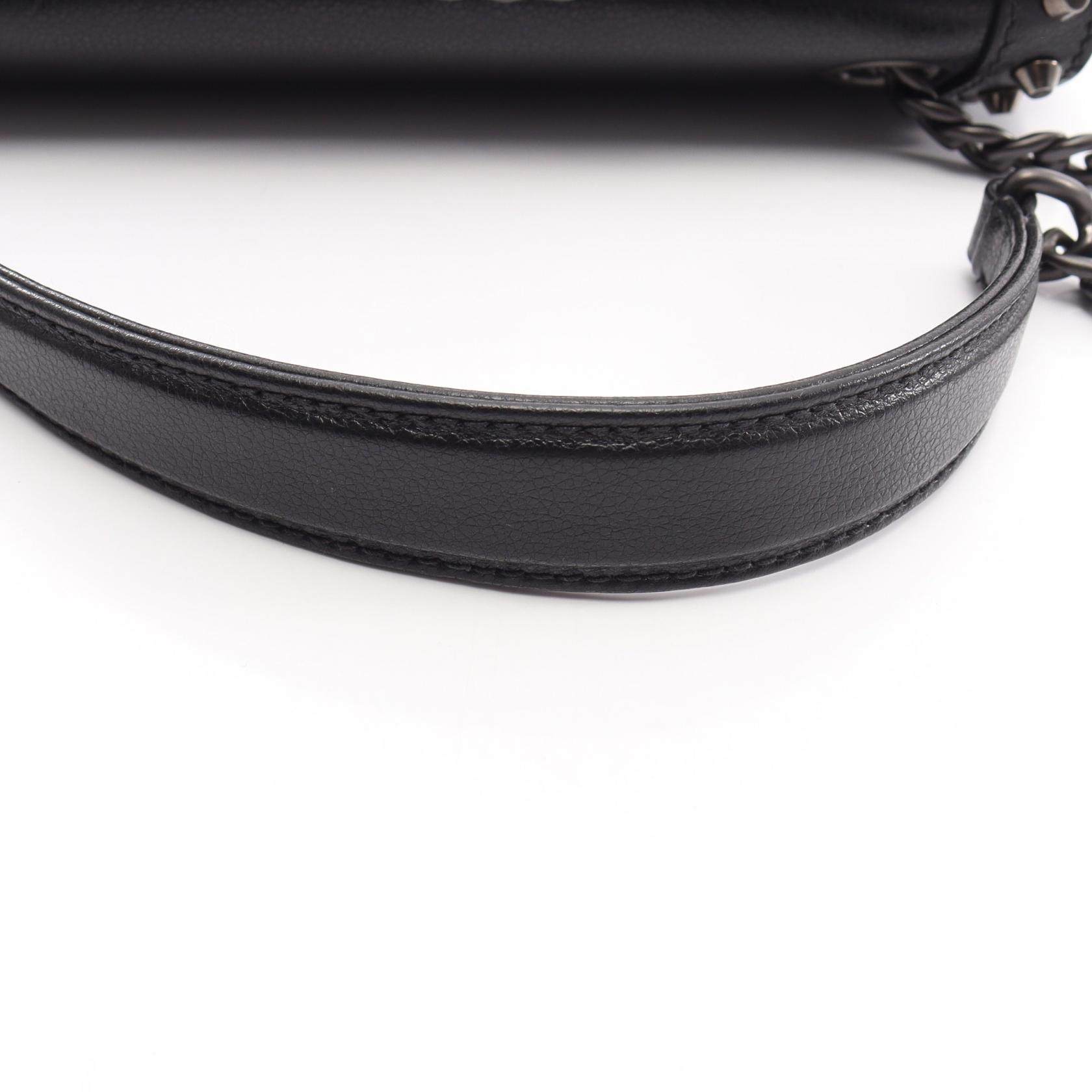 プラダ GLACE'CALF レザーショルダーバッグ