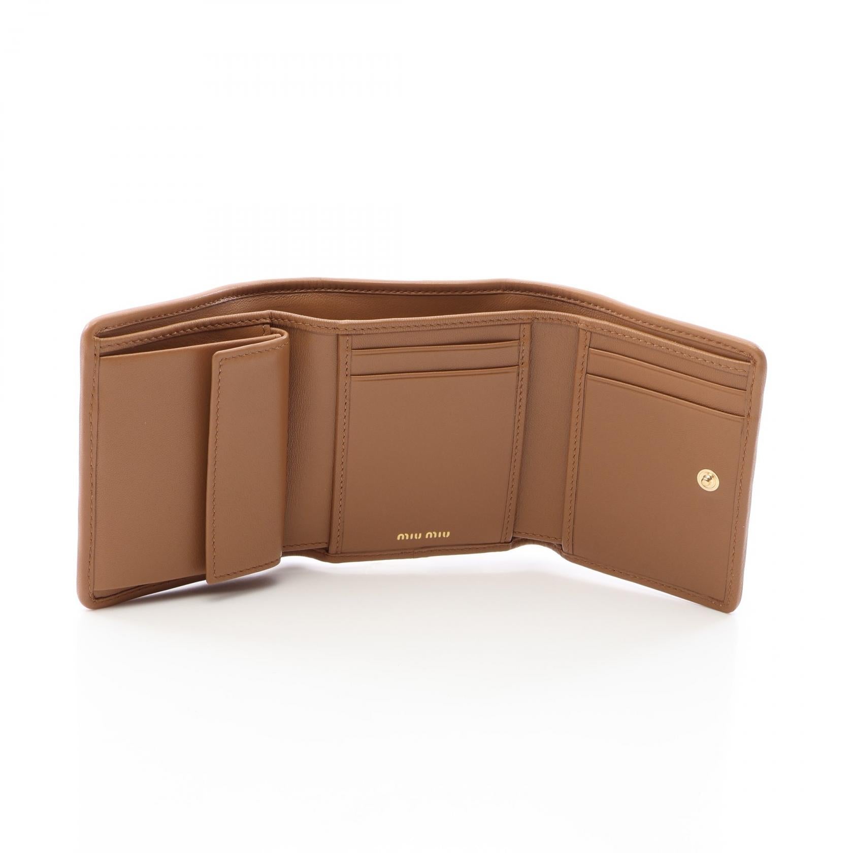 ミュウミュウ MATELASSE MIU レザー三つ折り財布