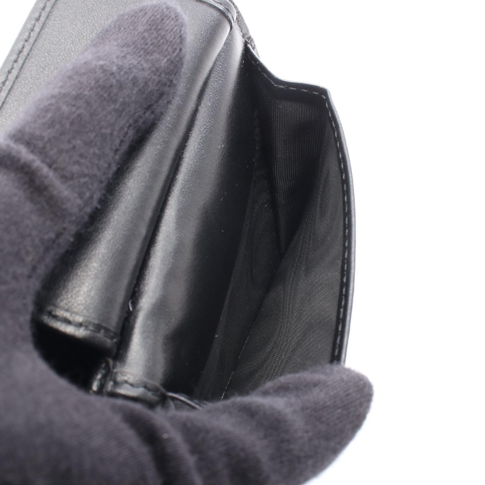 グッチ ホースビット レザー二つ折り財布