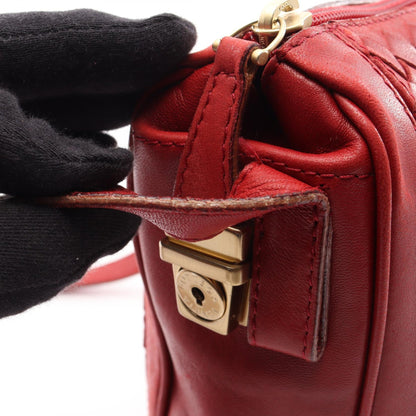 ボッテガヴェネタ イントレチャート レザー ショルダーバッグ