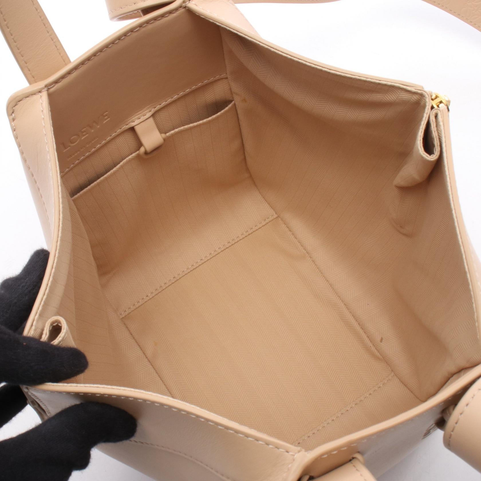 ロエベ ハンモックバッグコンパクト レザー2wayハンドバッグ