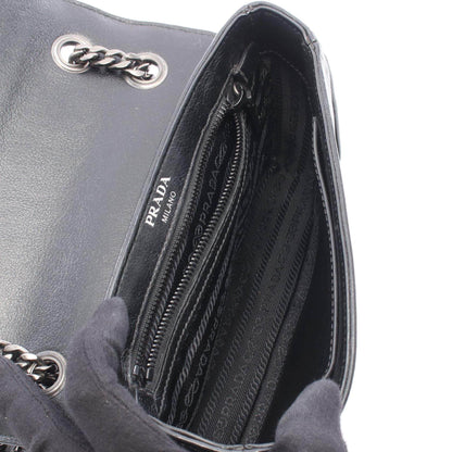プラダ GLACE CALF レザーショルダーバッグ