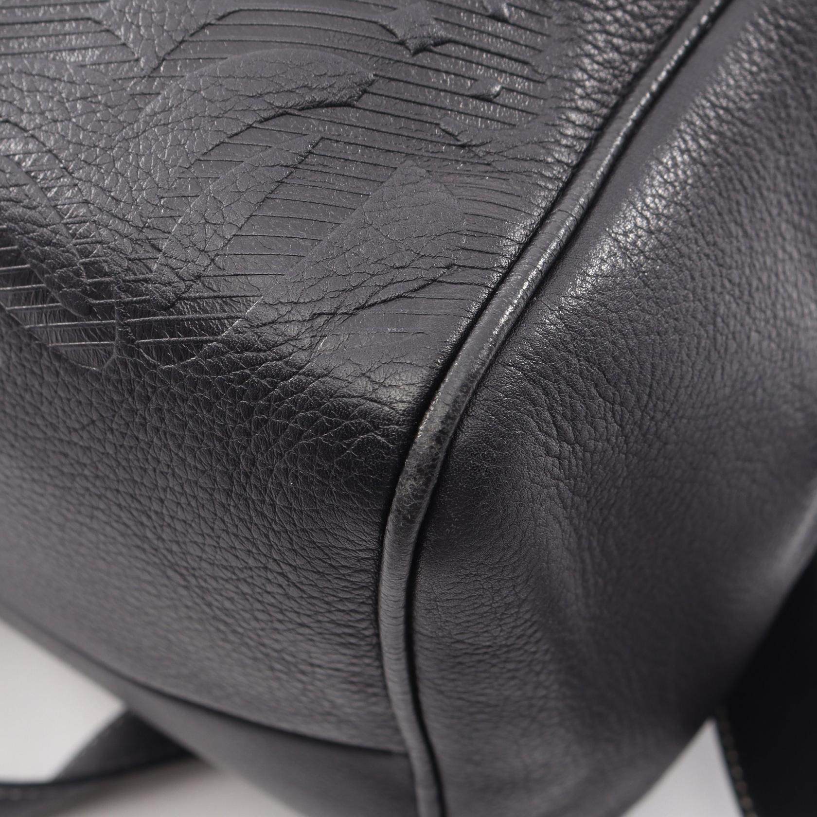 ロエベ アナグラム レザーショルダーバッグ