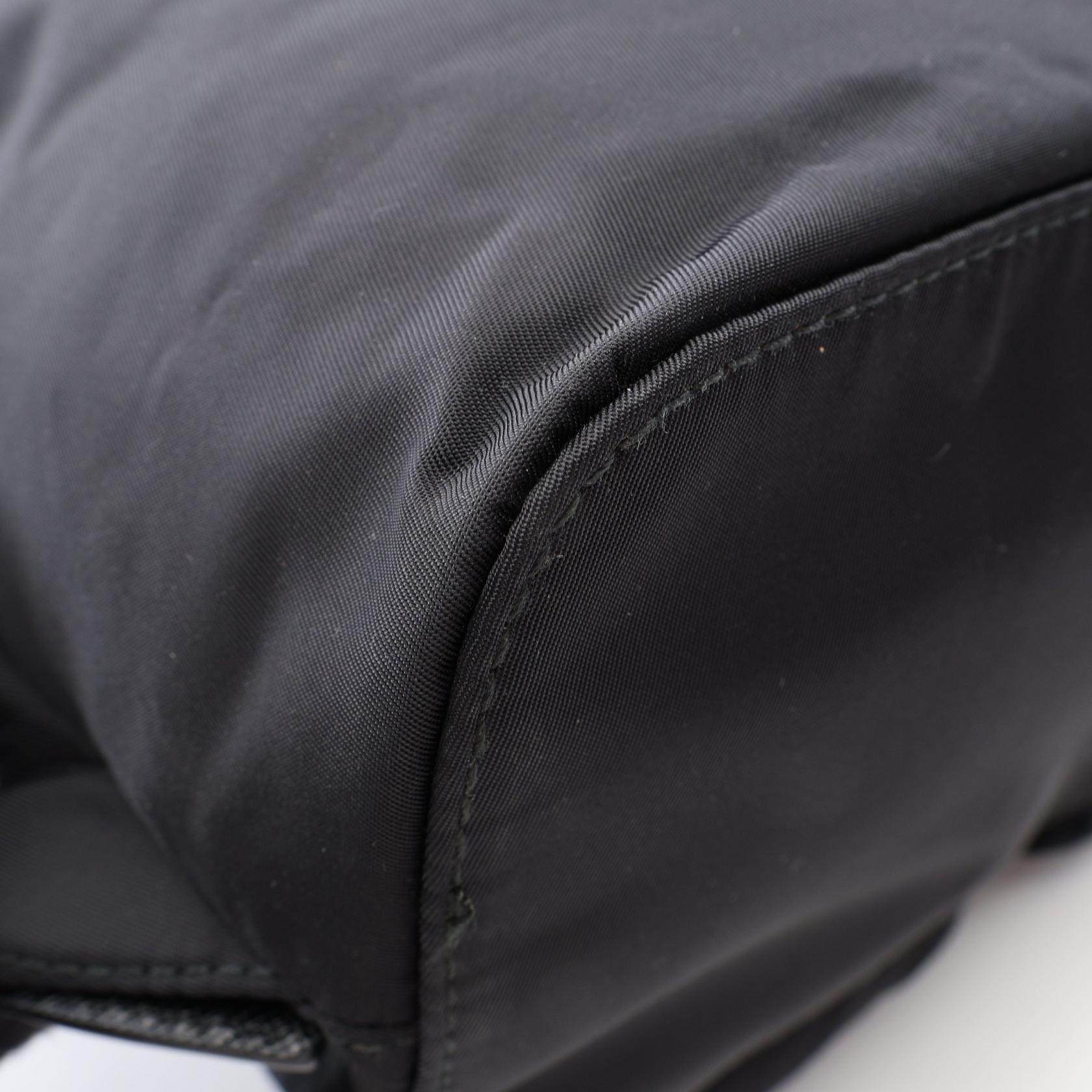 プラダ TESSUTO SOFT CALF リュックサック