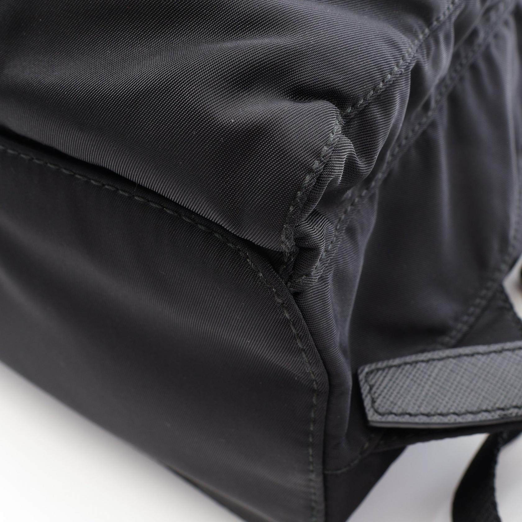 プラダ TESSUTO SOFT CALF リュックサック
