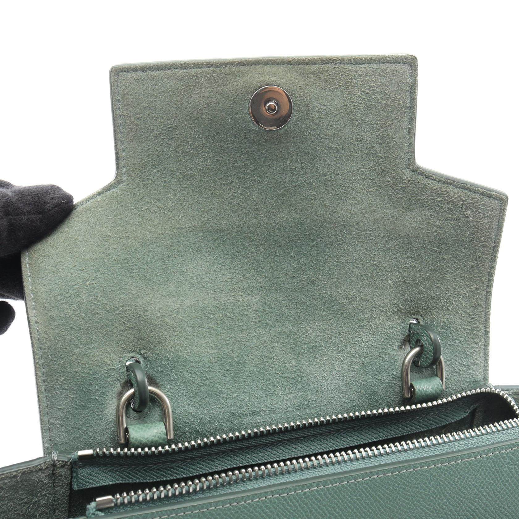セリーヌ BELT BAG NANO レザーハンドバッグ
