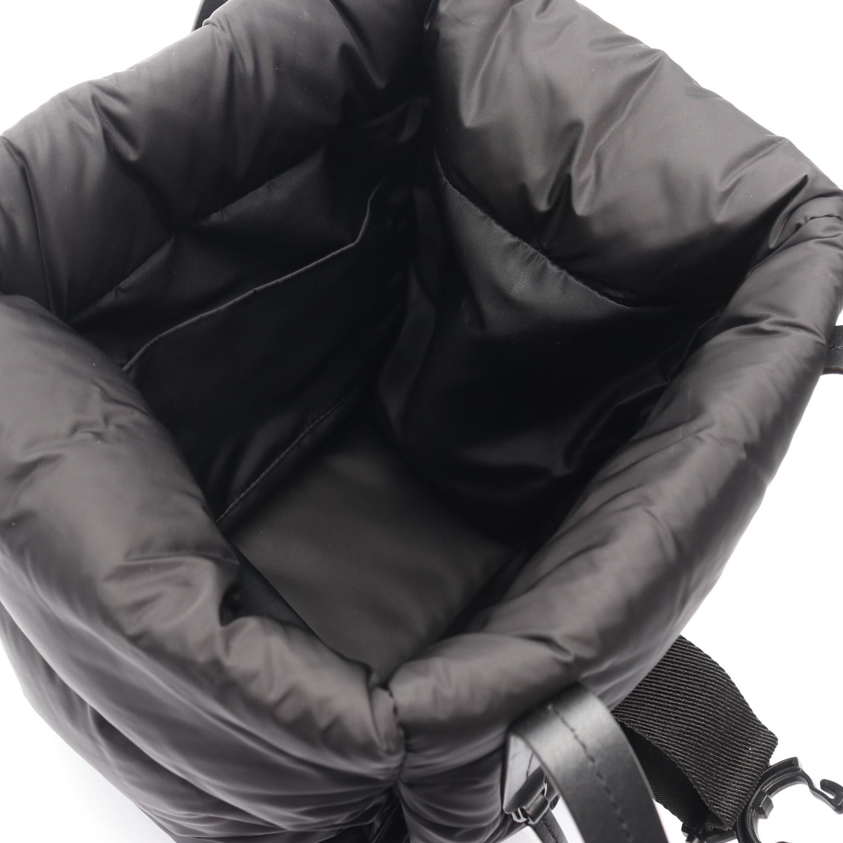 モンクレール XANDER TOTE SMALL ナイロンレザートートバッグ