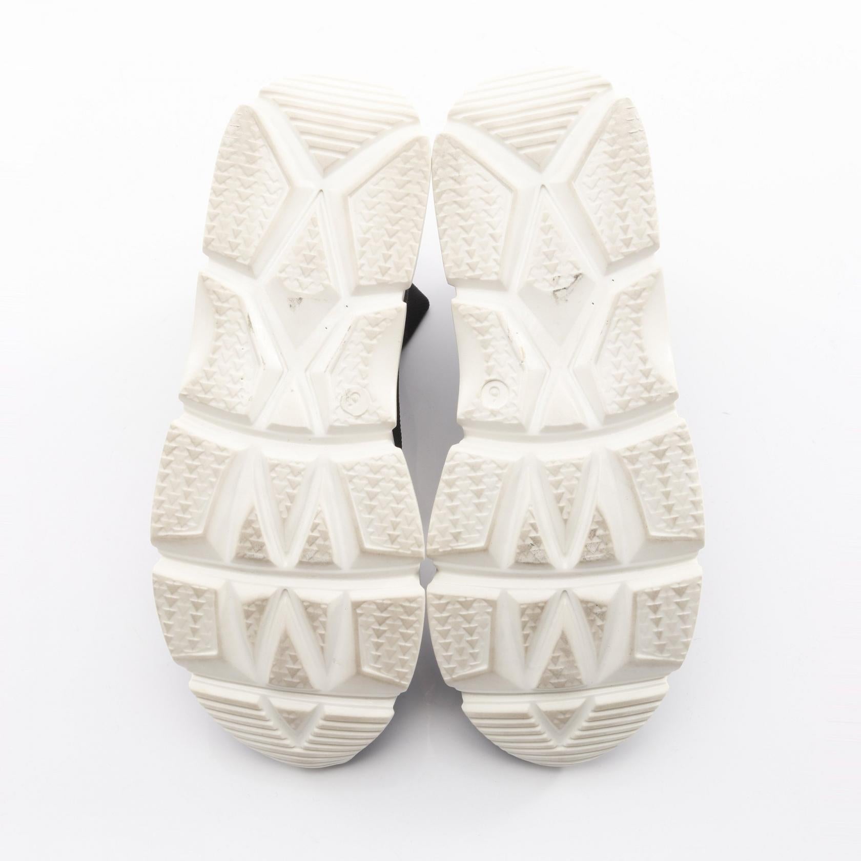 ヴァレンティノ ファブリック スニーカー