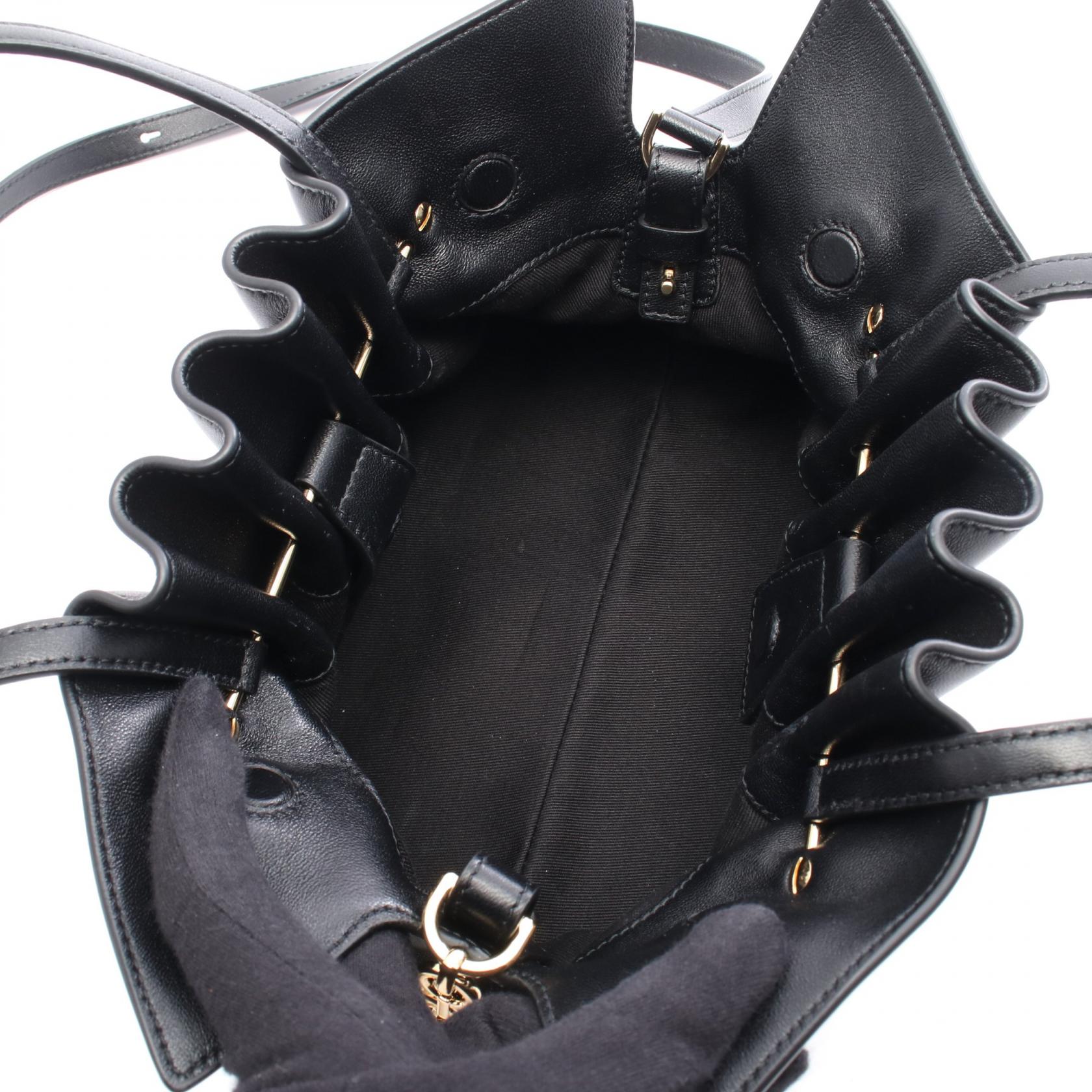 サルヴァトーレ フェラガモ ガンチーニ ショルダーバッグ