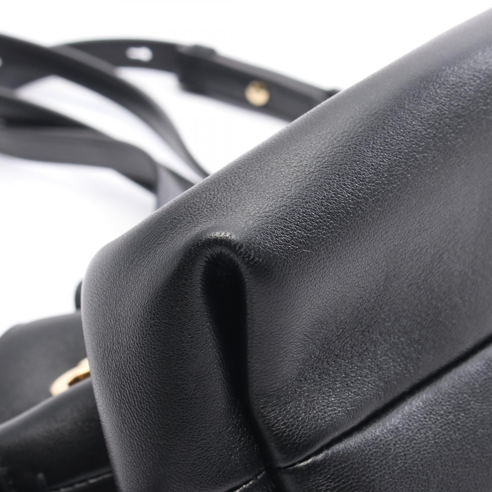 サルヴァトーレ フェラガモ ガンチーニ ショルダーバッグ