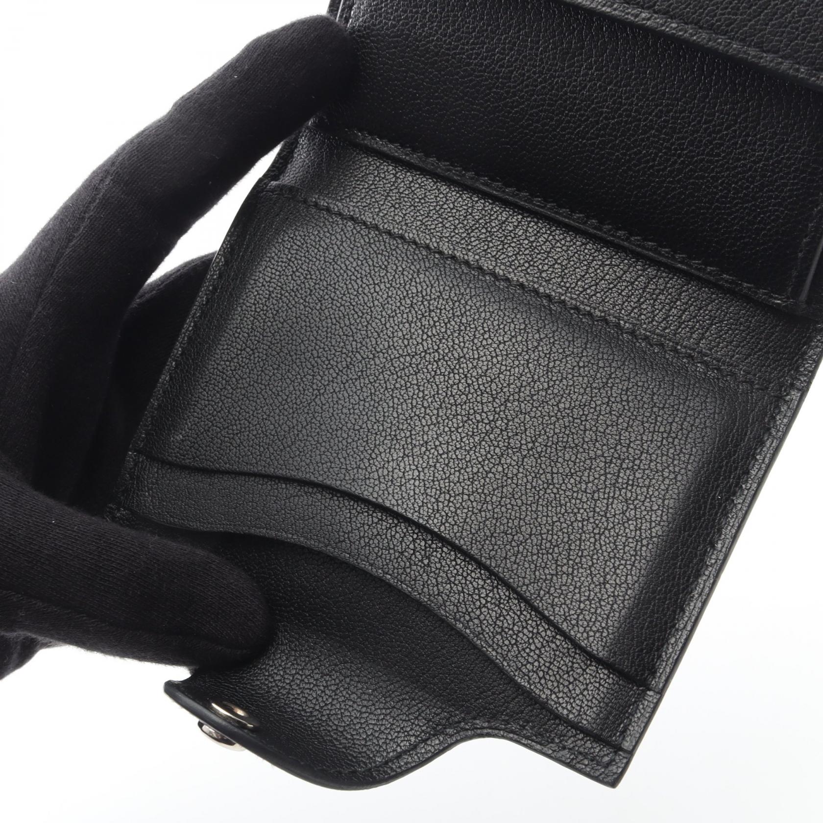 エルメス イリアード シェーブル 三つ折り財布