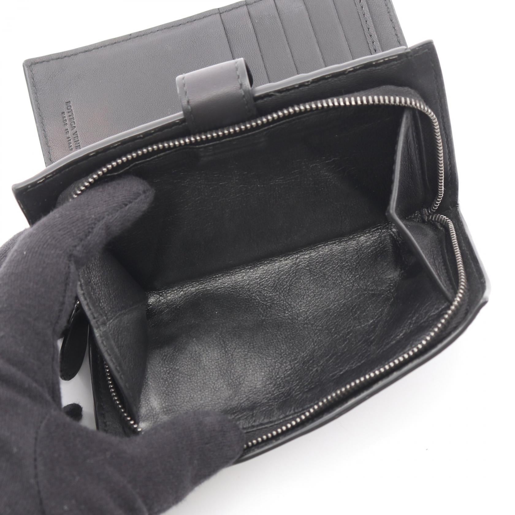 ボッテガヴェネタ イントレチャート レザー二つ折り財布