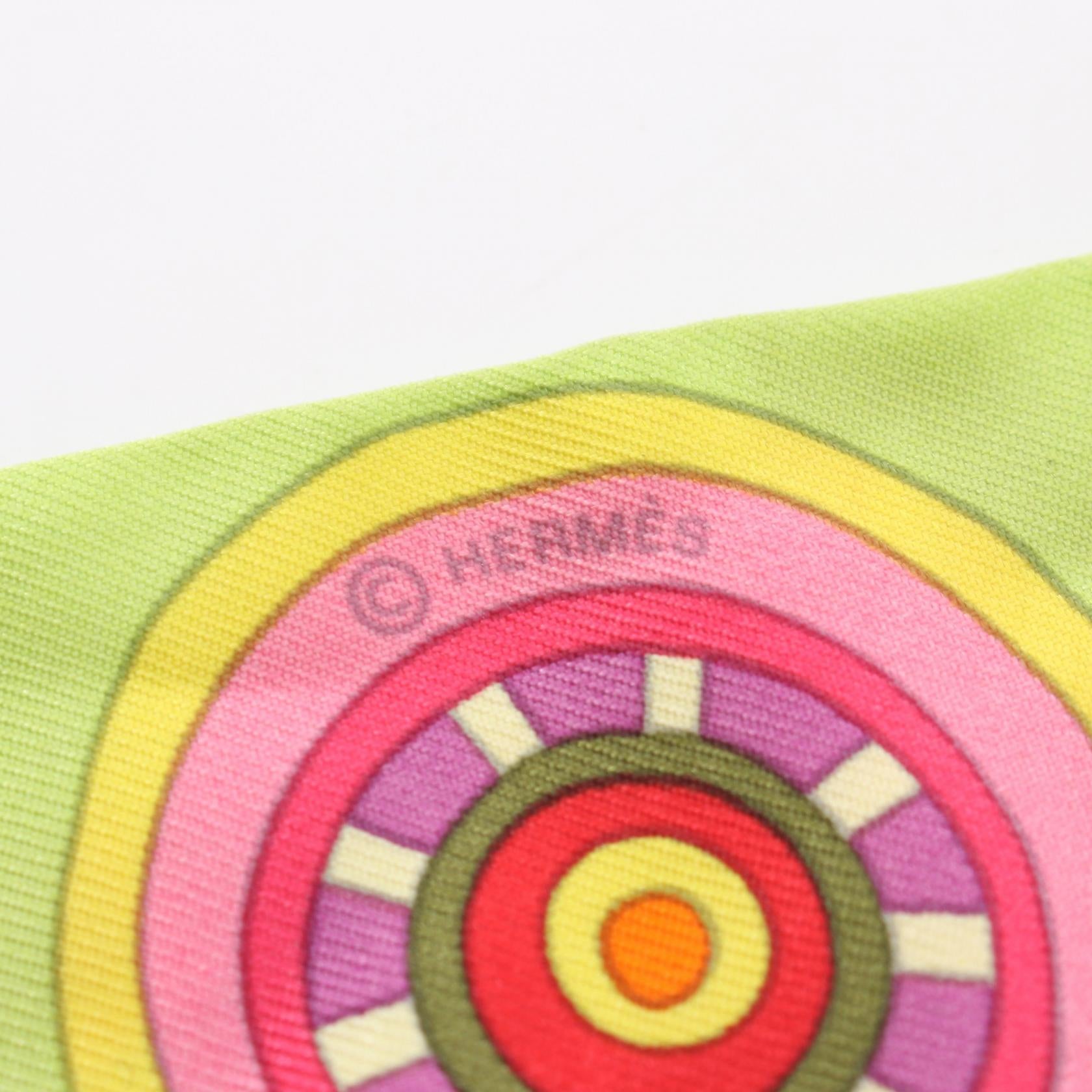 エルメス ツイリー シルクスカーフ