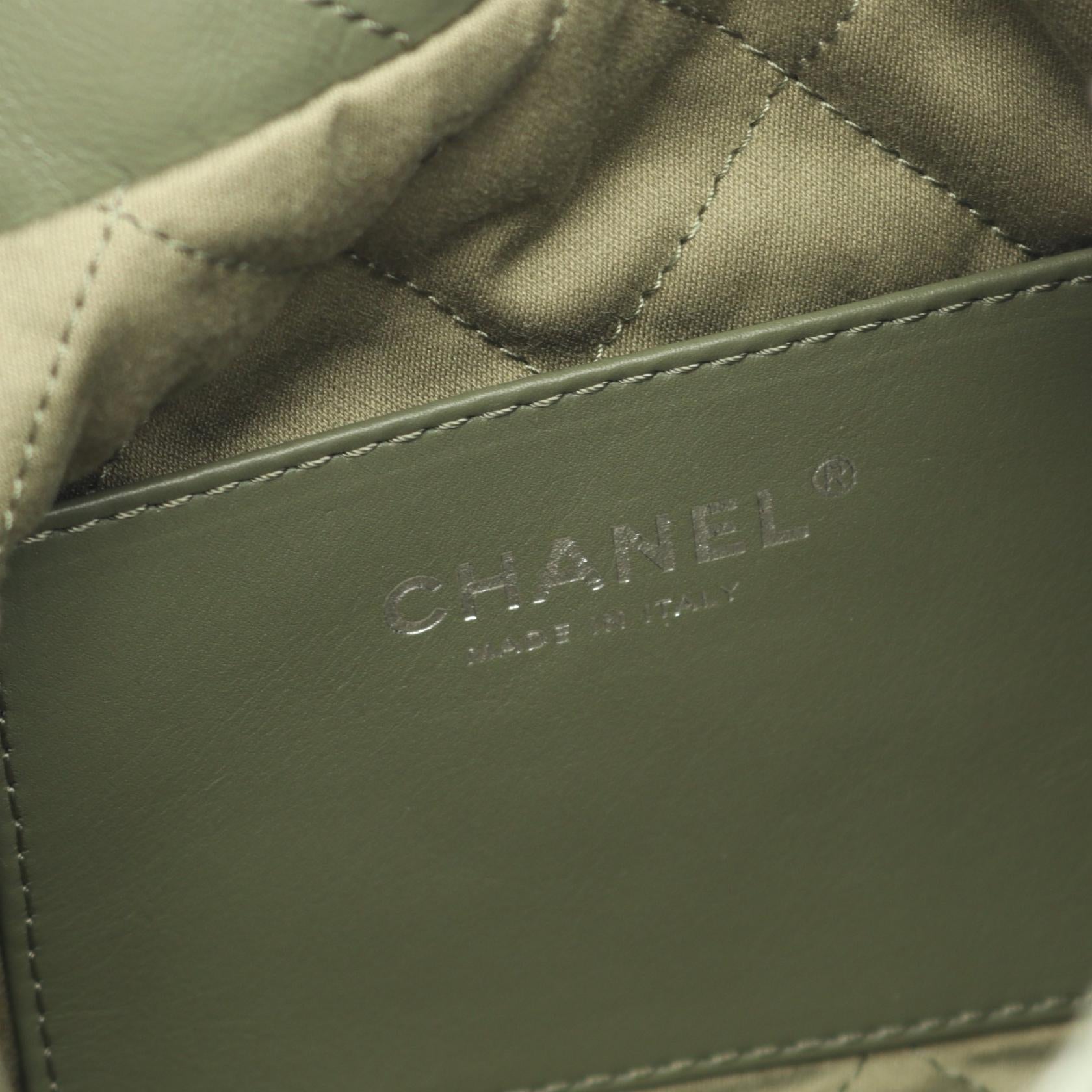 シャネル CHANEL 22 レザー ショルダーバッグ