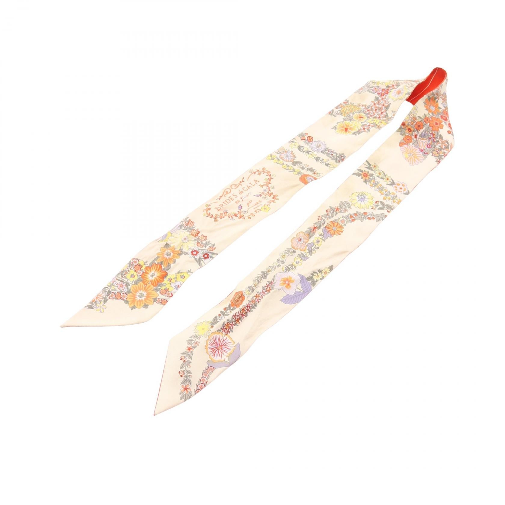 エルメス ツイリー BRIDES de GALA en fleurs シルクスカーフ
