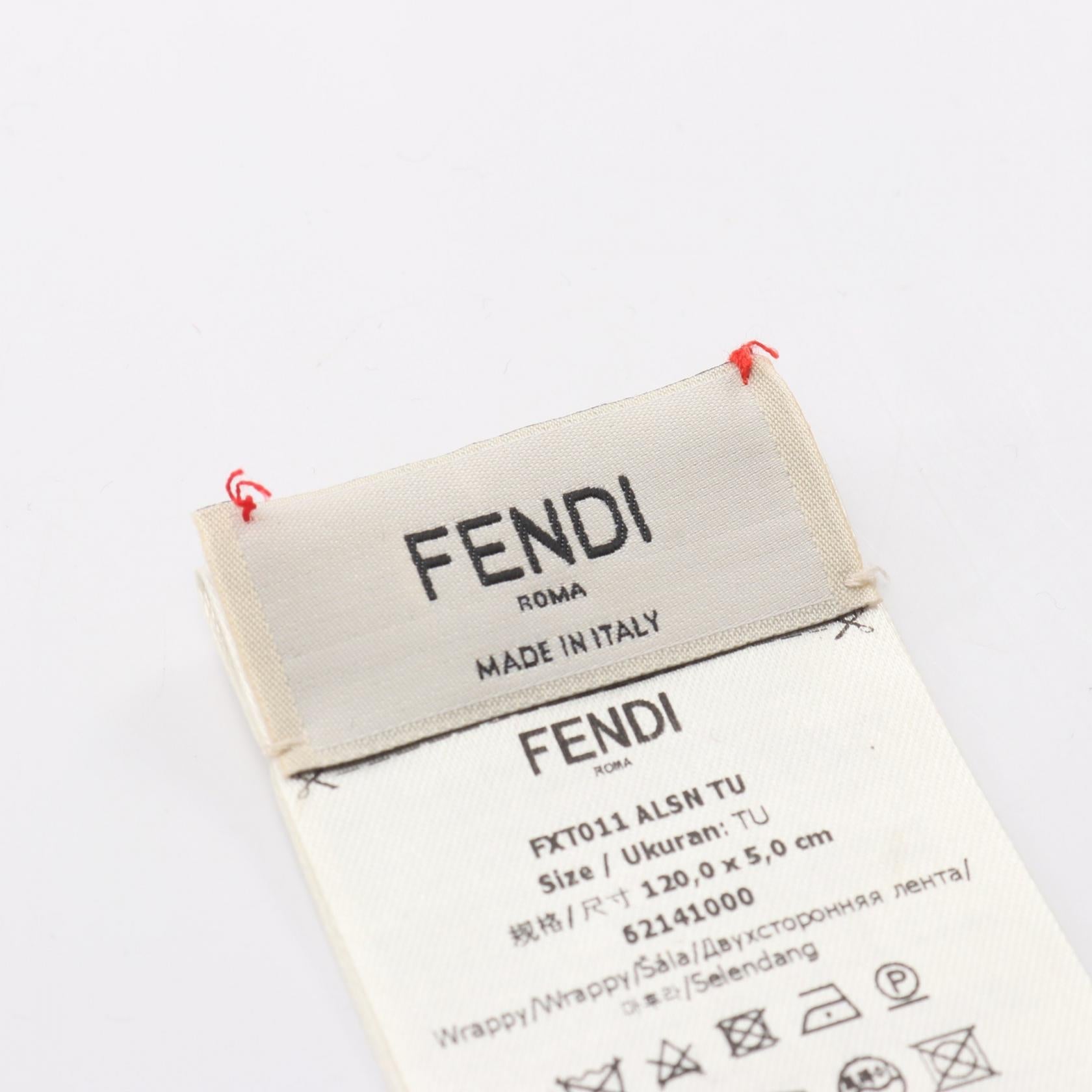 フェンディ WRAPPY シルクスカーフ