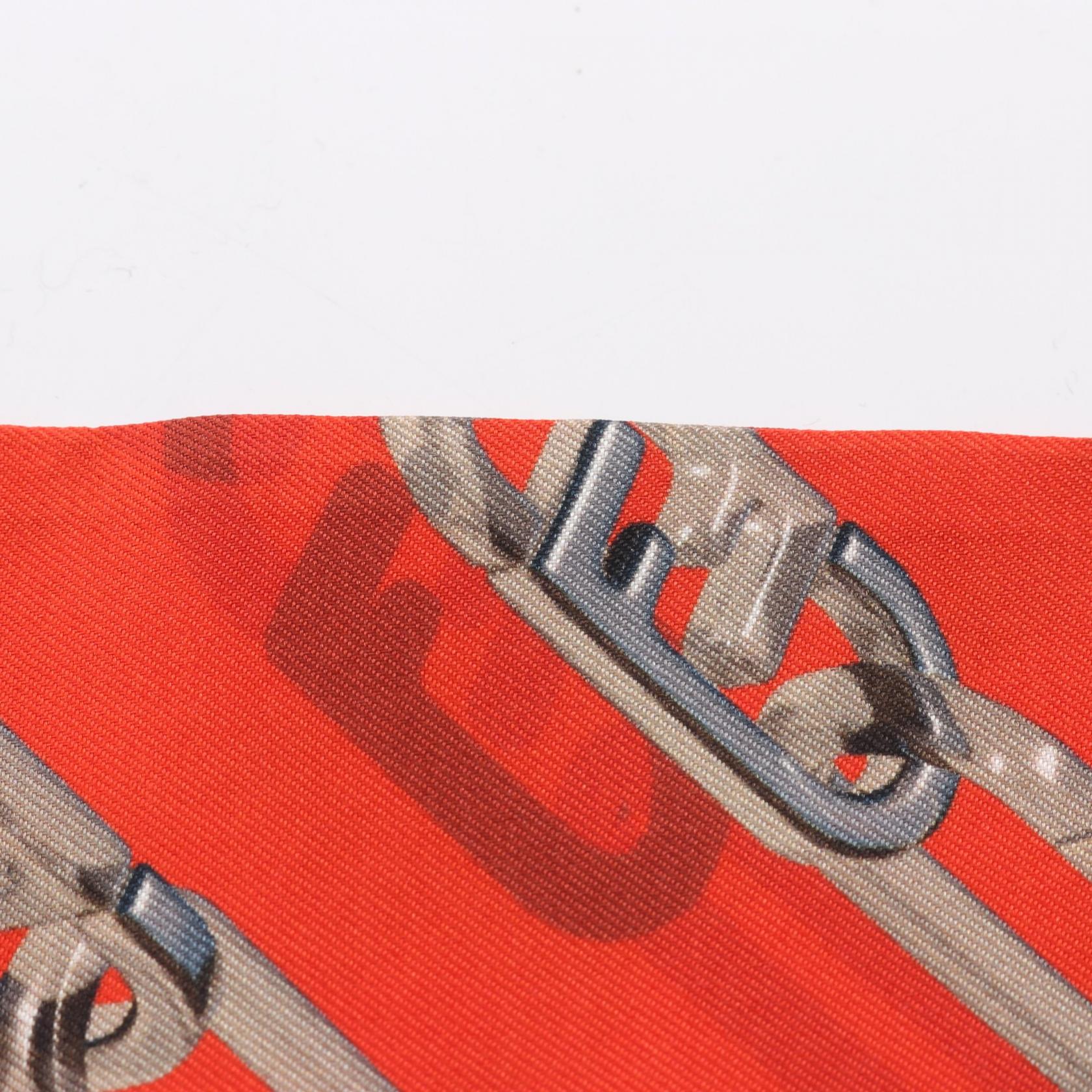 フェンディ WRAPPY シルクスカーフ