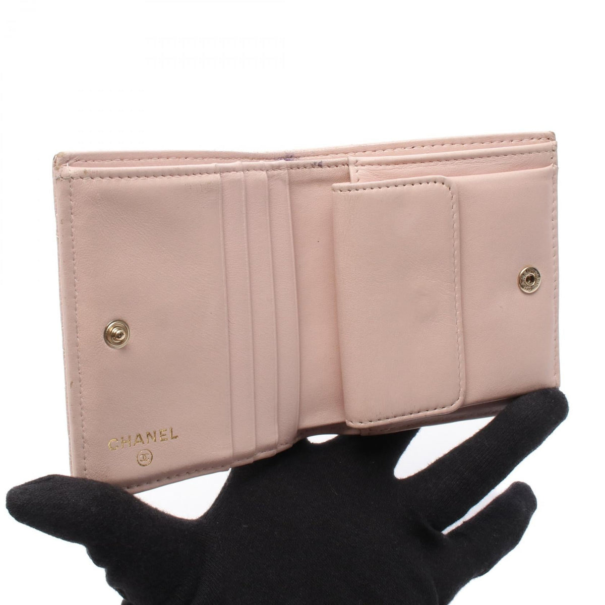 シャネル マトラッセ グレインドカーフ 二つ折り財布